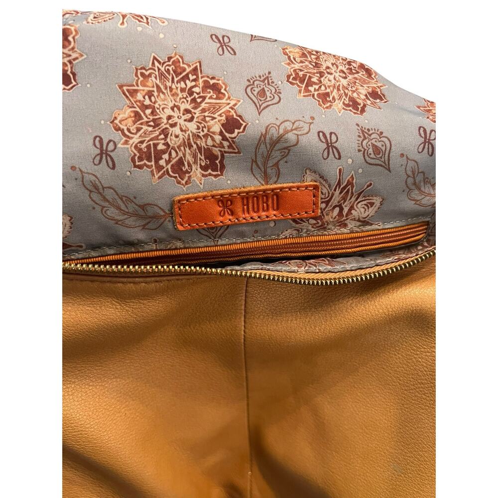 HOBO River Women's Tan Indie Pebbled Leather Luxe Teardrop Backpack Purse - Picture 6 of 12